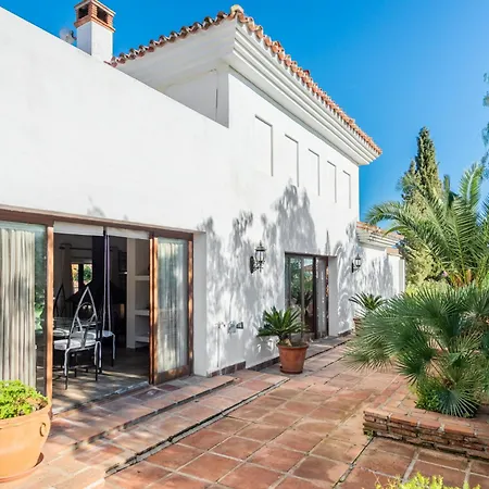 Chalet Gorgeous Spanish Chalet, Pool And Views *