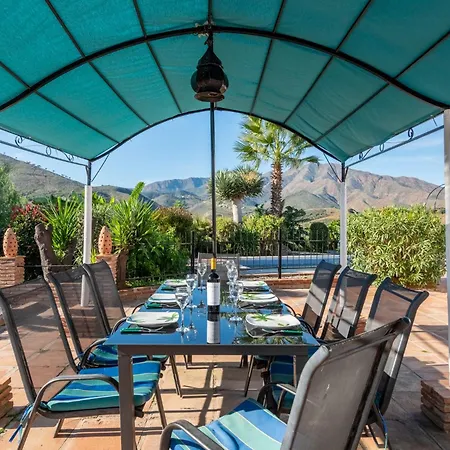 Gorgeous Spanish Chalet, Pool And Views Chalet *