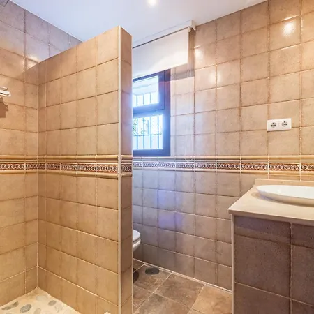 Gorgeous Spanish Chalet, Pool And Views Chalet Malaga